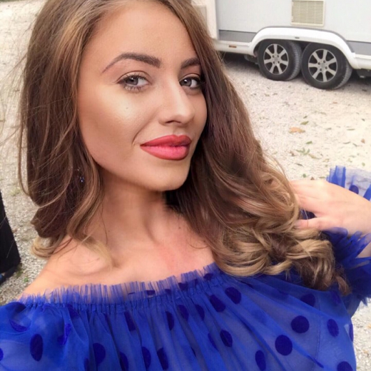 Lili235